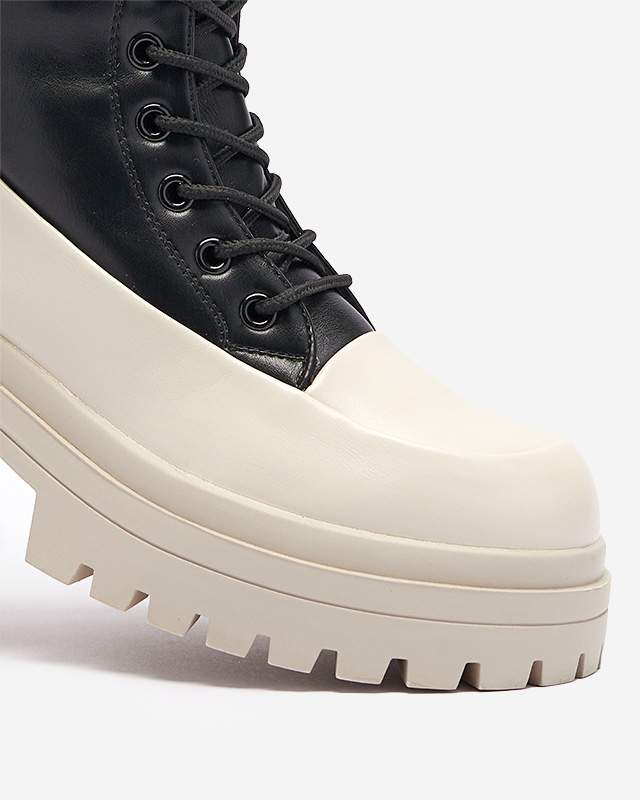 Fekete és bézs színű női magas csizma Susker - Lábbeli