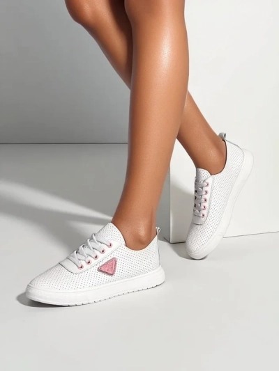Royalfashion Fűzős női sportcipők nyomattal Fennie