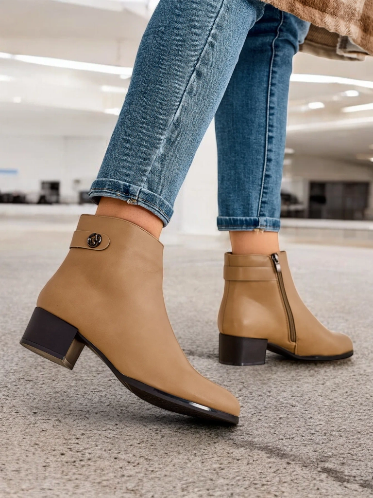 Royalfashion női csizmák Letitto