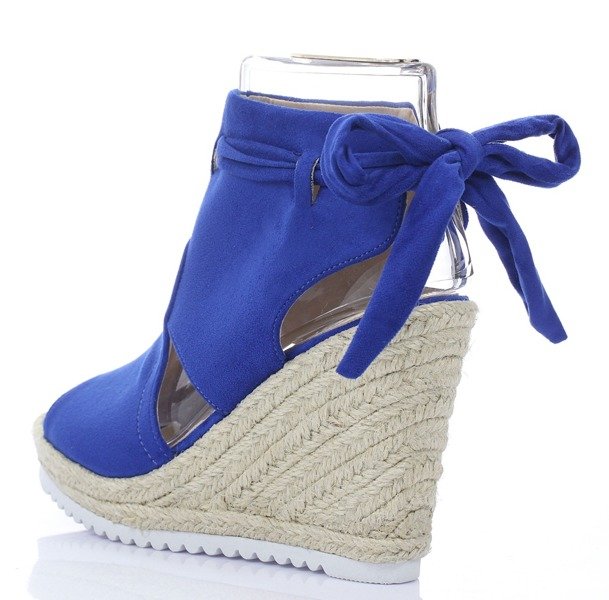 Chabrowe sandały z cholewką - Obuwie