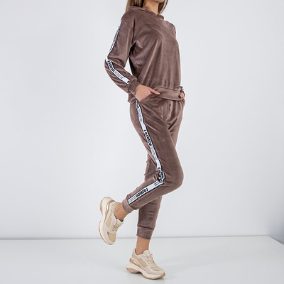 Női barna pulóver szett csíkokkal - Ruházat