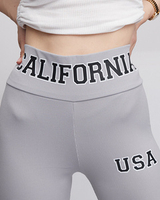 Világosszürke || galambszürke