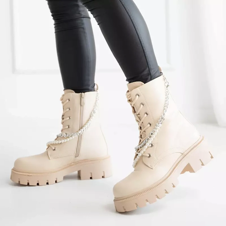 OUTLET Krémes női táskák lánccal és gyöngyökkel Agiva - Lábbeli