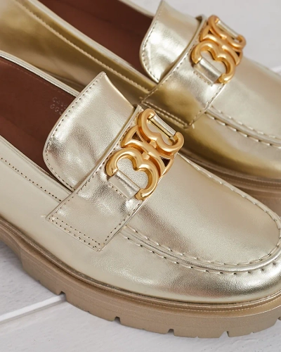 Chloé arany mokaszinok, elegáns női stílus