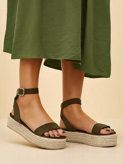 Royalfashion Női platform szandál Finna