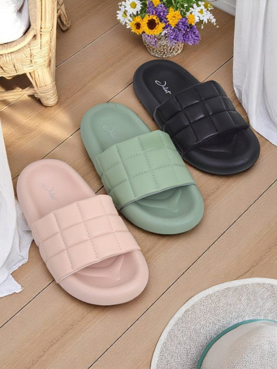 Royalfashion Női lapos talpú Quilt Walk papucs