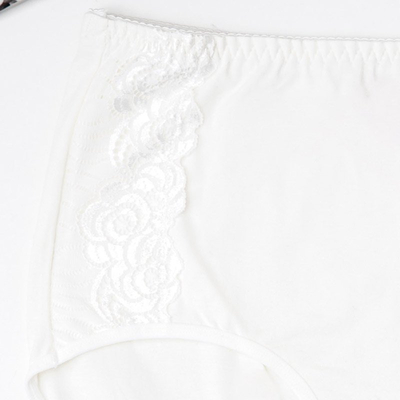 Ecru csipke női bugyi - Fehérnemű