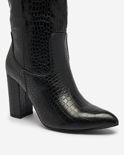 Royalfashion Fekete Telibitta dombornyomott női csizma