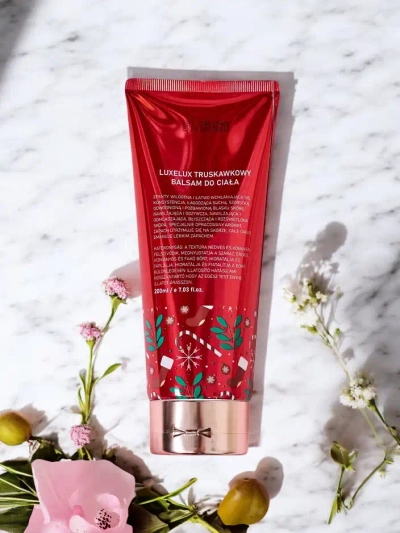 Luxelux Karácsonyi Testbalzsam Epres Illattal 300 ml