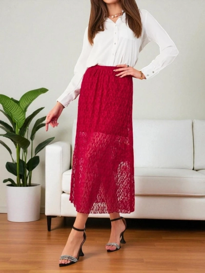 Royalfashion Női midi szoknya csipkével