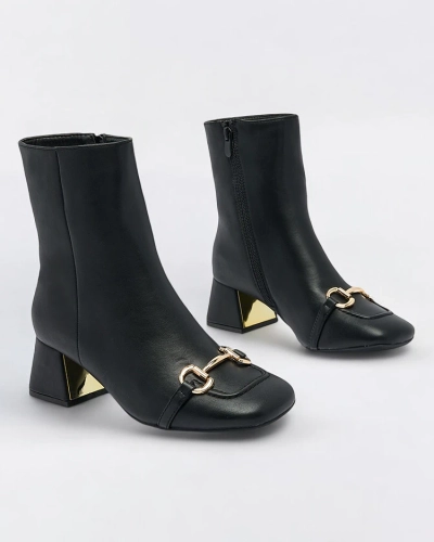 Royalfashion Fekete női alacsony tűsarkú csizma Referra