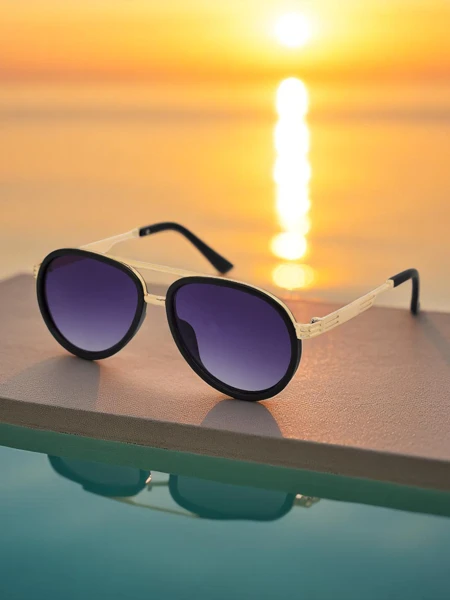 Royalfashion Oversize, pillangó stílusú napszemüveg Muse