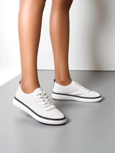 Royalfashion Női áttört tornacipő Tareb