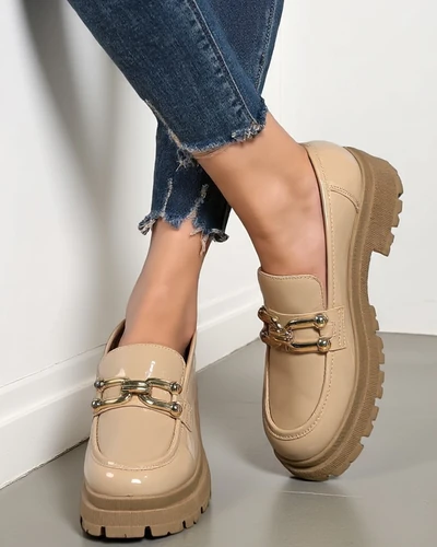 Royalfashion Női lakkbőr loafer Arieda