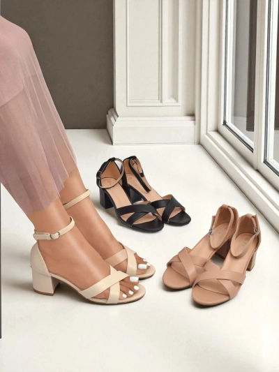 Royalfashion női szandál alacsony, vastag sarokkal Eleganza Strap