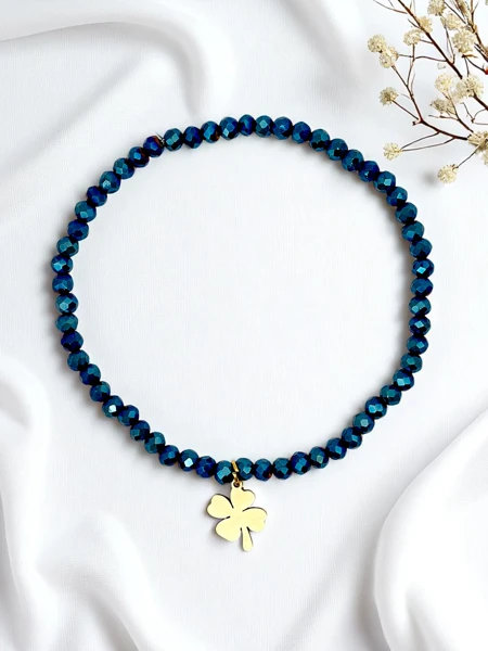 Royalfashion Női karkötő négylevelű lóhere medállal