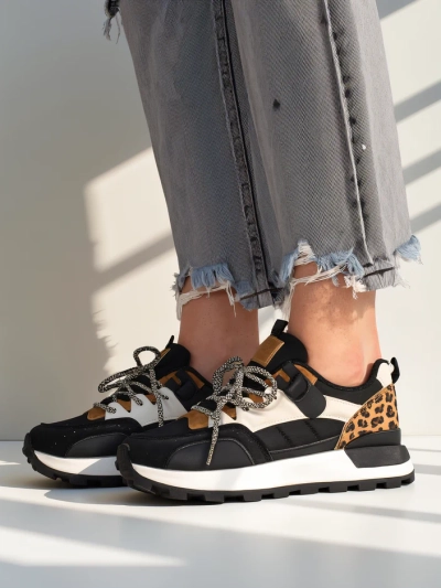 Royalfashion Női sportos sneaker Seftass