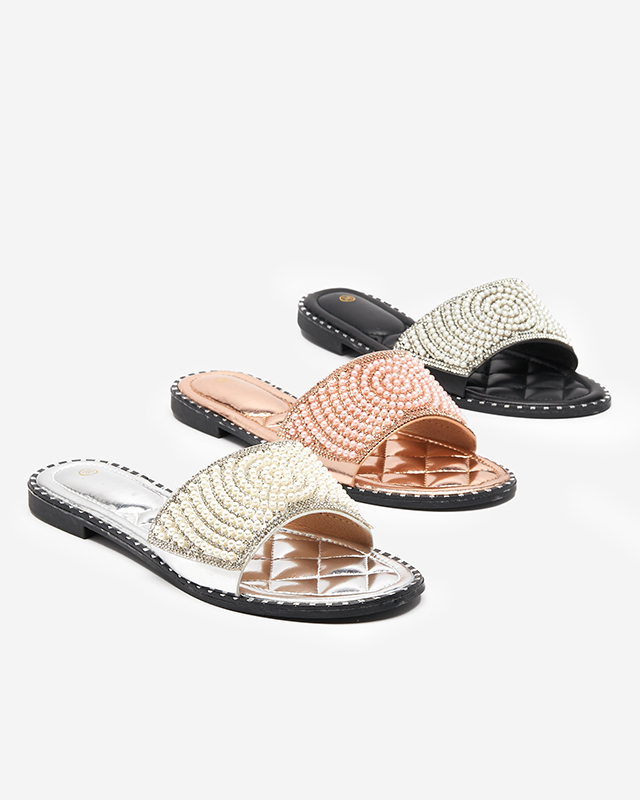 Fekete női papucs Ahaio díszítéssel - Lábbeli