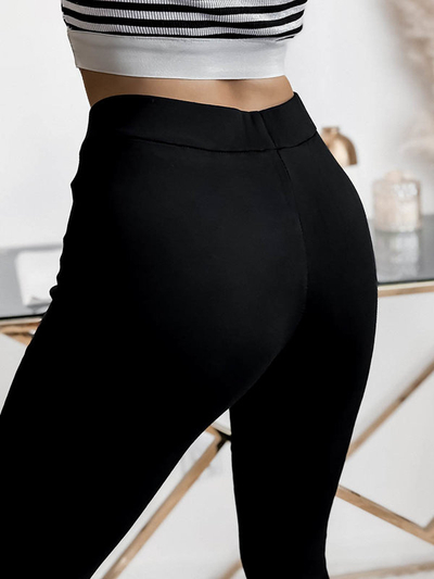 Női leggings fekete színben- Ruházat