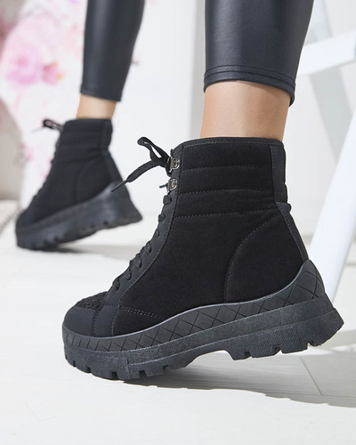 Női szigetelt trapper csizma fekete színben Wosser- Footwear