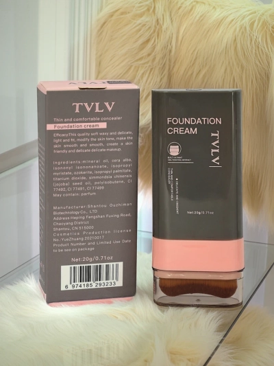 TVLV Mattító stiftes arc alapozó beépített ecsettel, Warm Beige