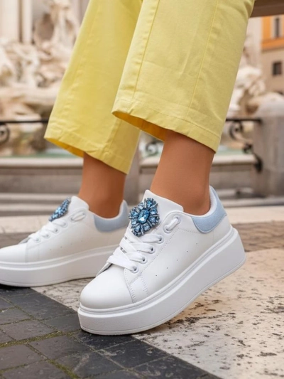 Aurelia Bianco – Fehér női platform tornacipő glamour díszítéssel