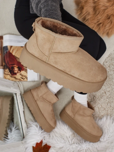 Rövid női a'la hócsizmák Vessia