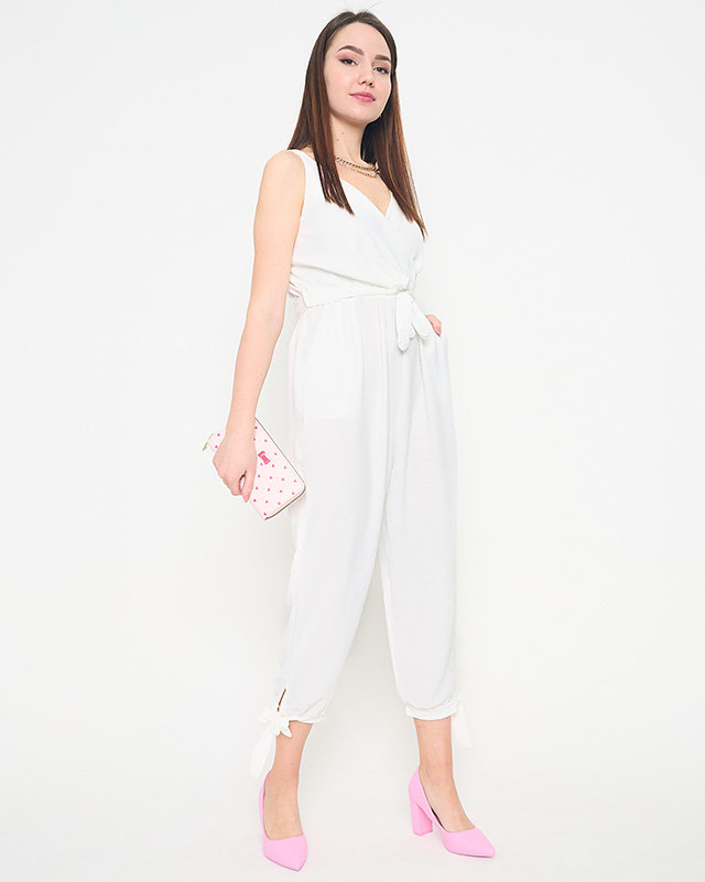 Női fehér jumpsuit vékony pánttal - Ruházat