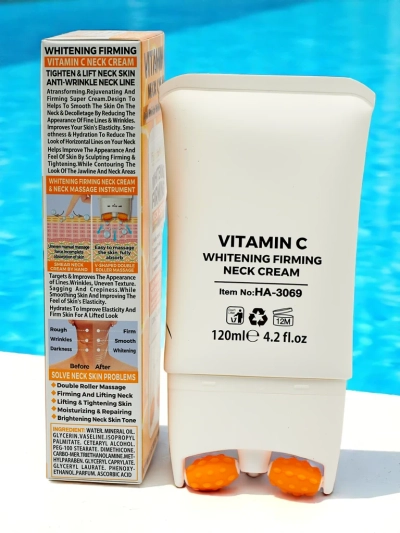 Emelő és ragyogást adó nyakkrém masszírozóval