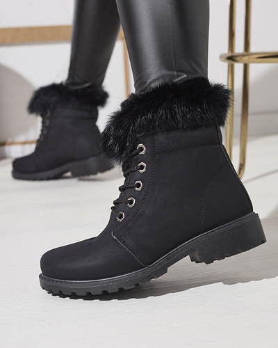 Klasszikus női csizma a'la trapper fekete színben Lausa- Footwear