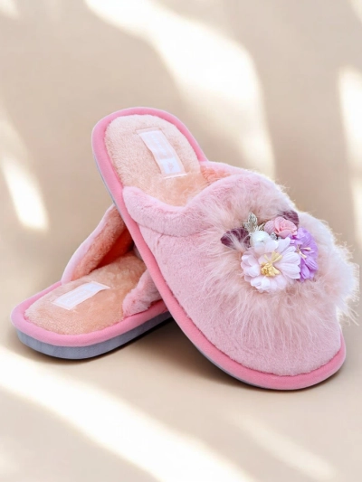 Royalfashion Női szőrös papucs virágokkal Ederra