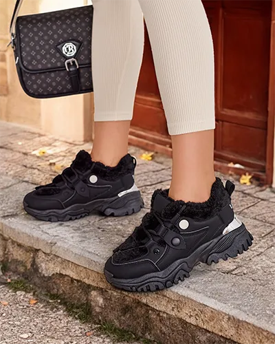 A Royalfashion Női Szigetelt Sportcipő Poriomo