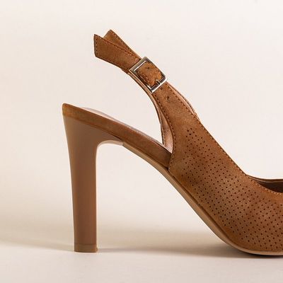 OUTLET Barna áttört szandál keskeny Phaenna oszlopon - Lábbeli