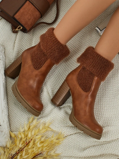 Tirave női öko bőr bokacsizma vastag sarokkal és kötött anyaggal