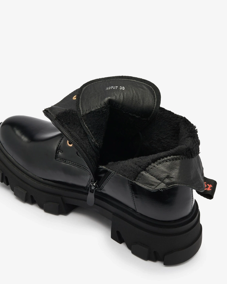 Royalfashion Fekete öko-bőr női szigetelt Selori trapper csizma