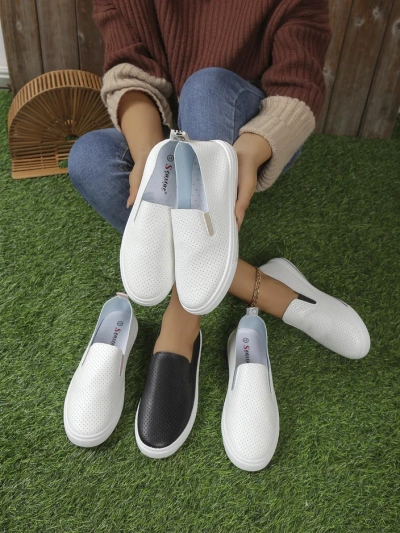 Royalfashion Női perforált slip-on cipők Eppes