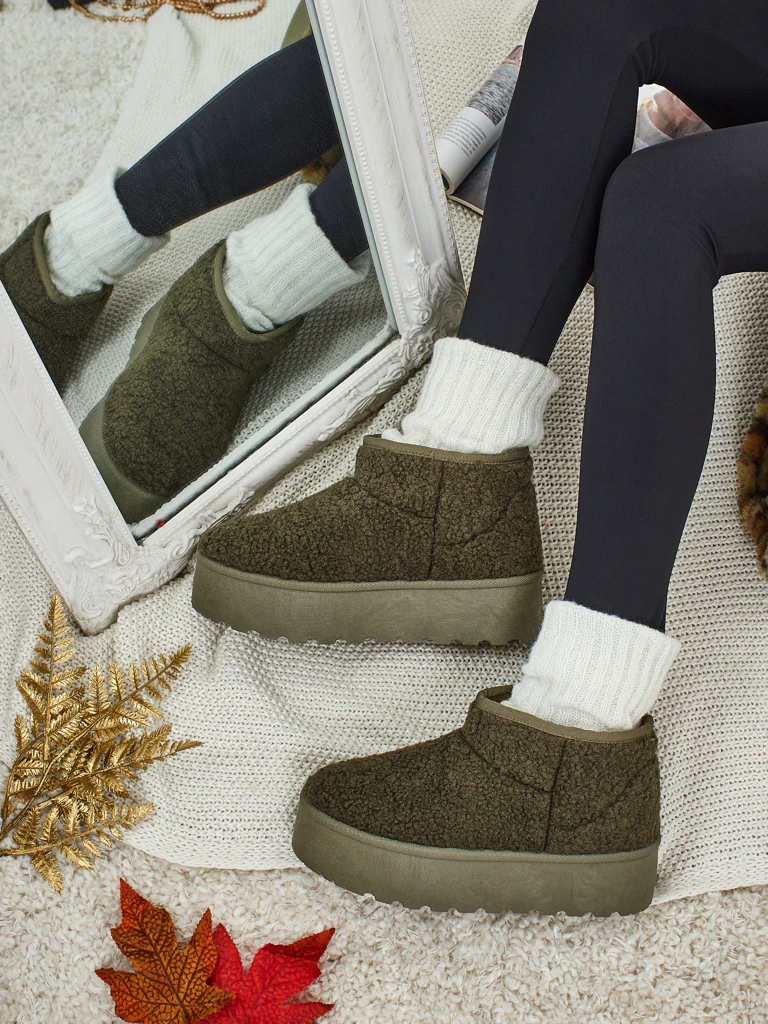 Rövid női a'la Marellin hócsizmák