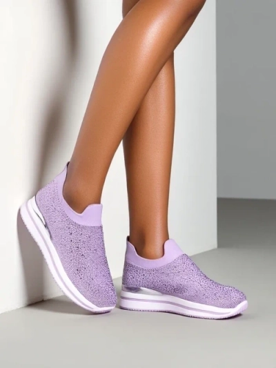 Royalfashion slip-on női sportcipők strasszokkal Adeq