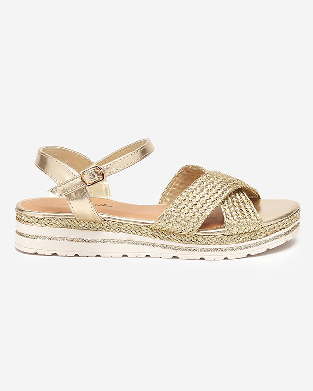 OUTLET Arany női szandál fonott és csillámos Metifa - Lábbeli