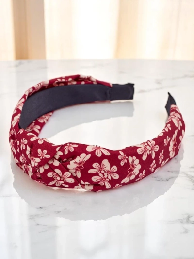 Royalfashion Hajpánt virágos fonással Florinda