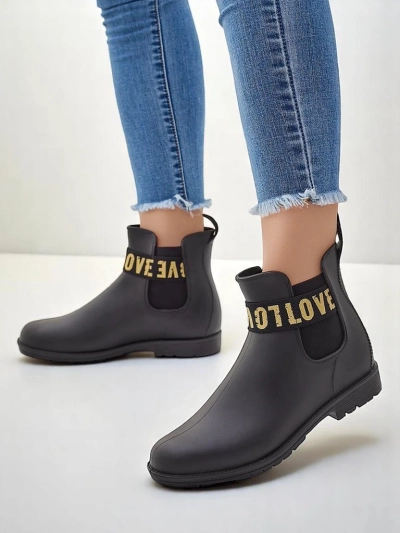 Royalfashion Női matt esőcsizma Love Love felirattal