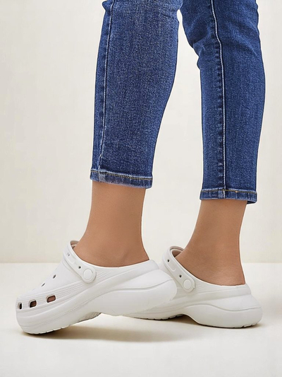 Royalfashion női gumiszalag vágott betétekkel Dellosa