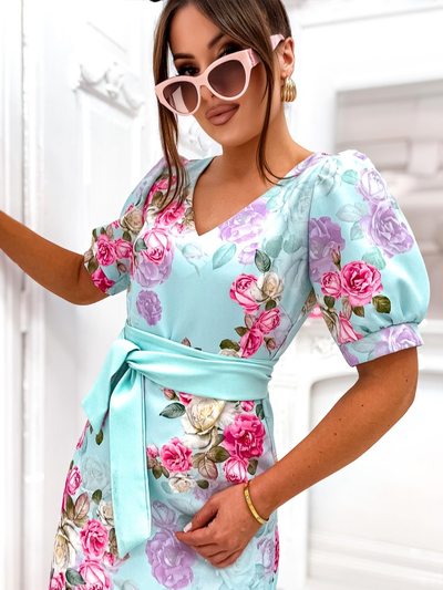 Royalfashion Női térdlengthű ruha puffos rövid ujjakkal és gyönyörű rózsákkal díszített övvel