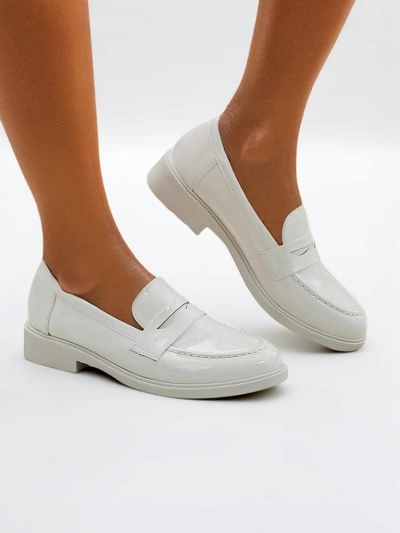 Royalfashion Női lakk loaferek Aylay