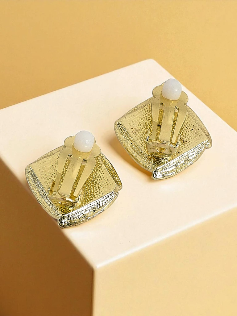 Női gyöngyös klipszes fülbevaló