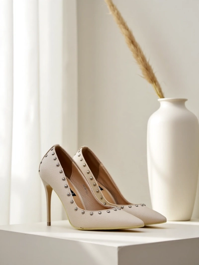 Royalfashion Női stiletto magassarkú cipők tüskékkel Koscalle