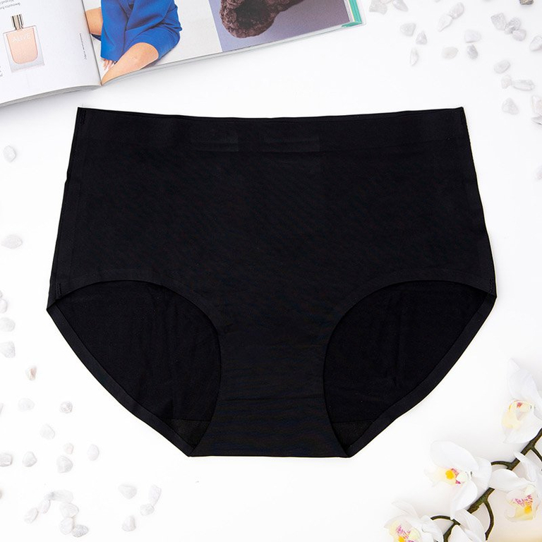 Fekete női varrat nélküli bugyi PLUS SIZE - Fehérnemű