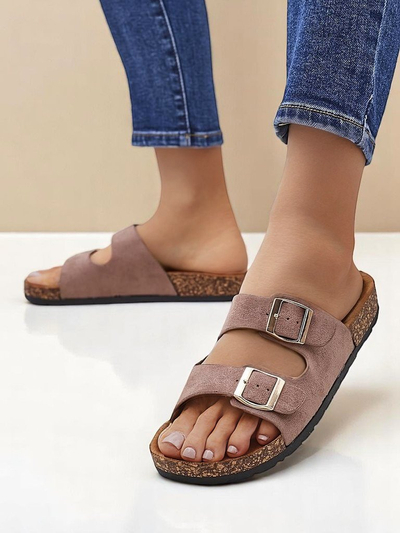 Royalfashion Női szandál csatokkal Foumy