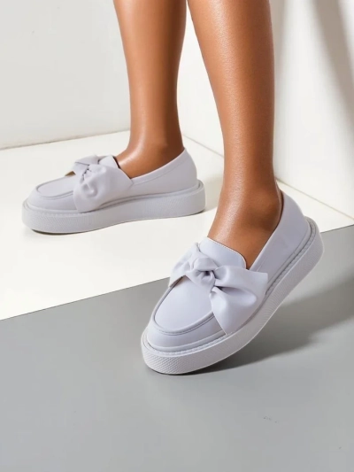 Royalfashion Elegáns női mokaszin masnival Ortto