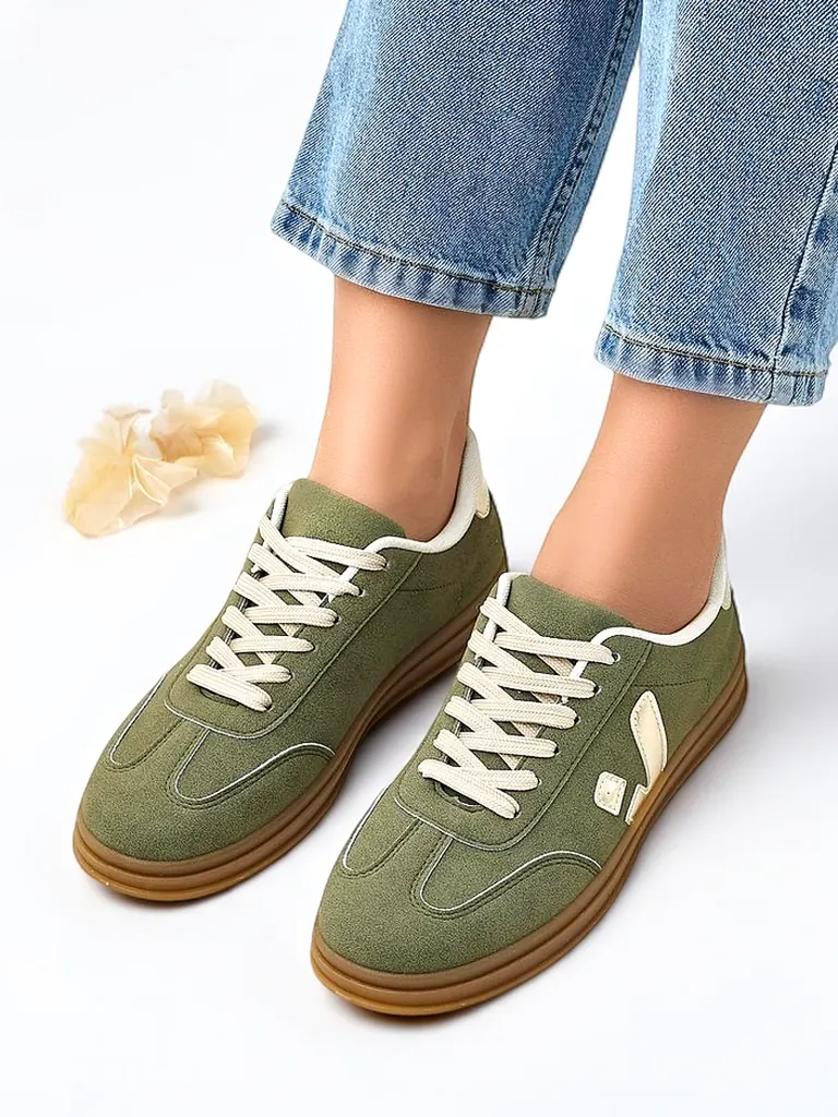 Royalfashion Női sportcipő Pesefe